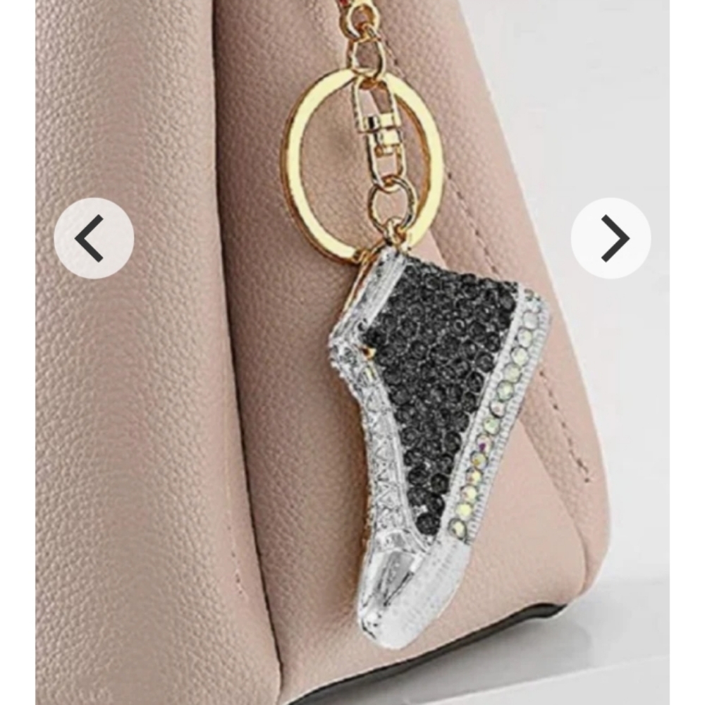 High Top Keychain - Picture 2 of 3